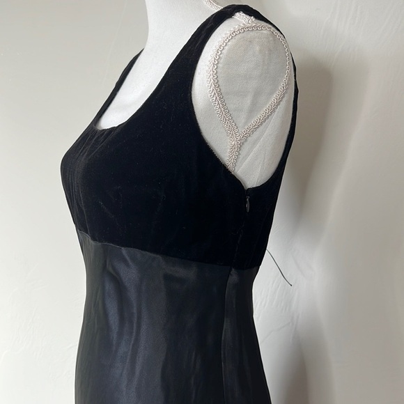 Vintage Rampage Goth Gown - Picture 3 of 14